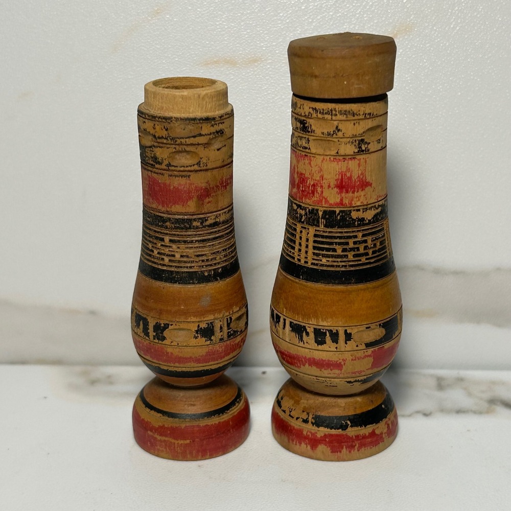 Vintage Mexico Hand Painted Wooden Salt and Pepper Shakers Folk Art Souvenir